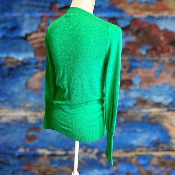 J. Crew 100% Merino Wool V-Neck Sweater in Kelly Green Size XS - Picture 9 of 13